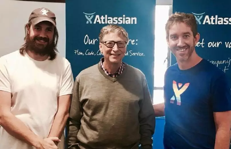 The pals with Microsoft founder, Bill Gates.