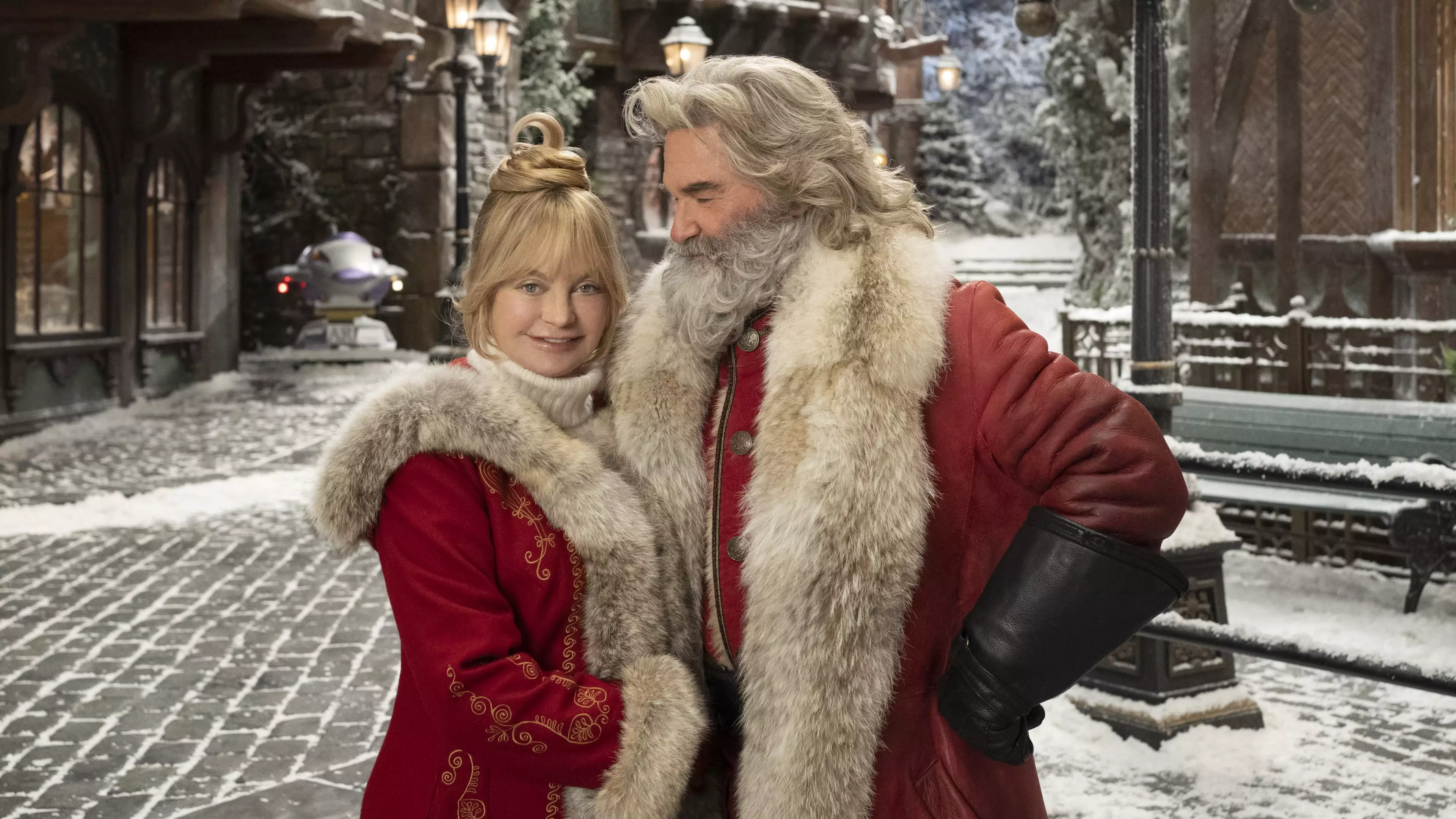 Starring in the sequel will be Kurt Russell and real-life partner Goldie Hawn (