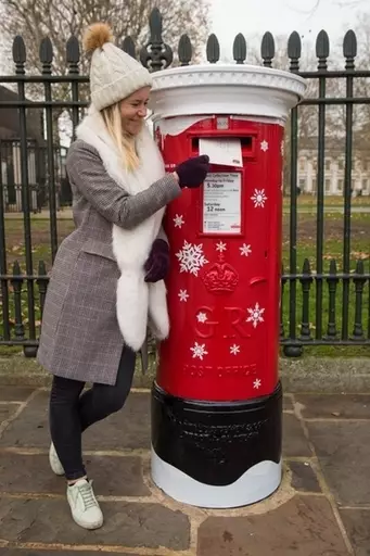 The postboxes will play either the sound of sleigh bells or a jolly message from Father Christmas. (