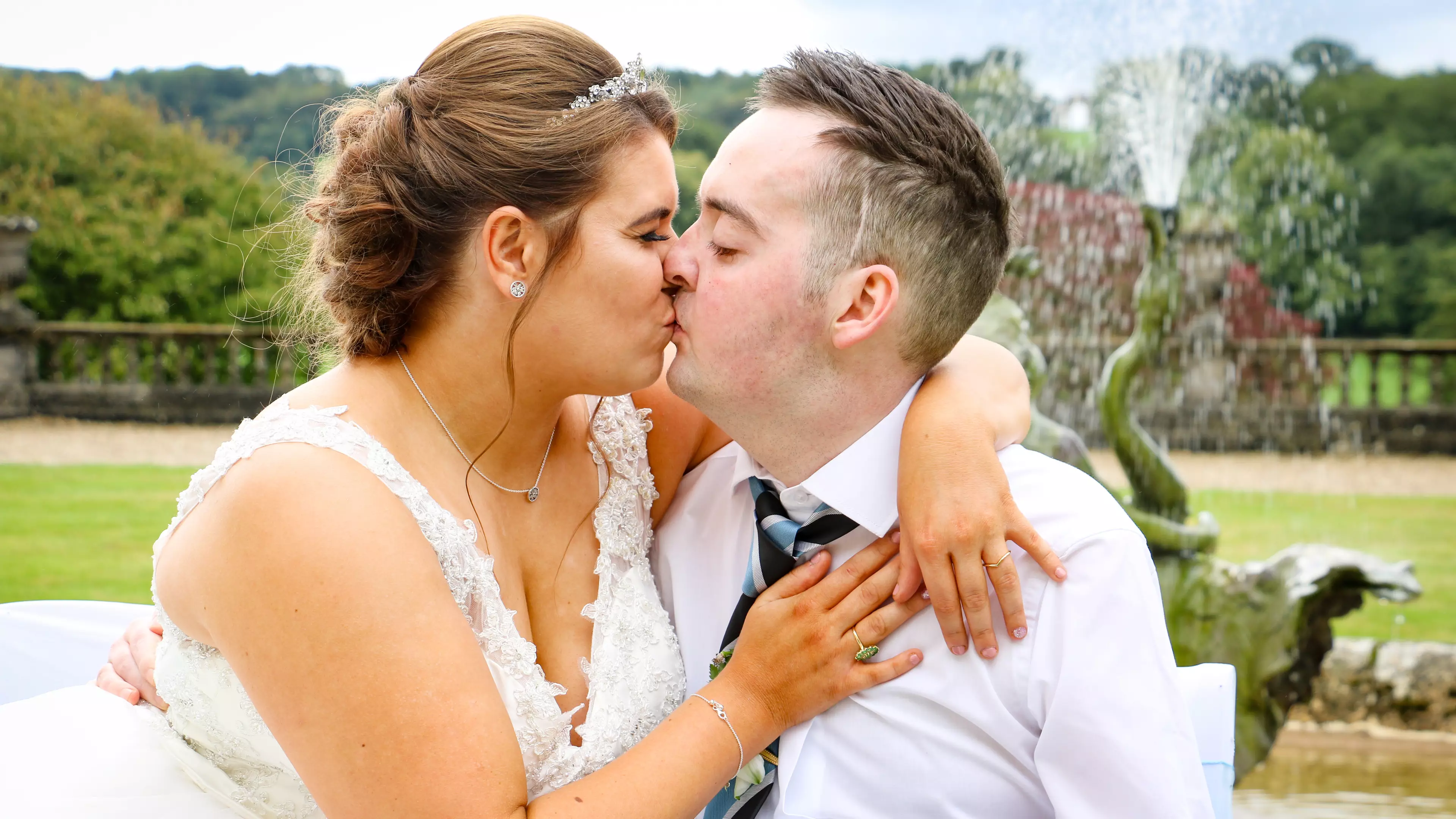​Dying Man Marries Love Of His Life After Family And Friends Rally To Donate