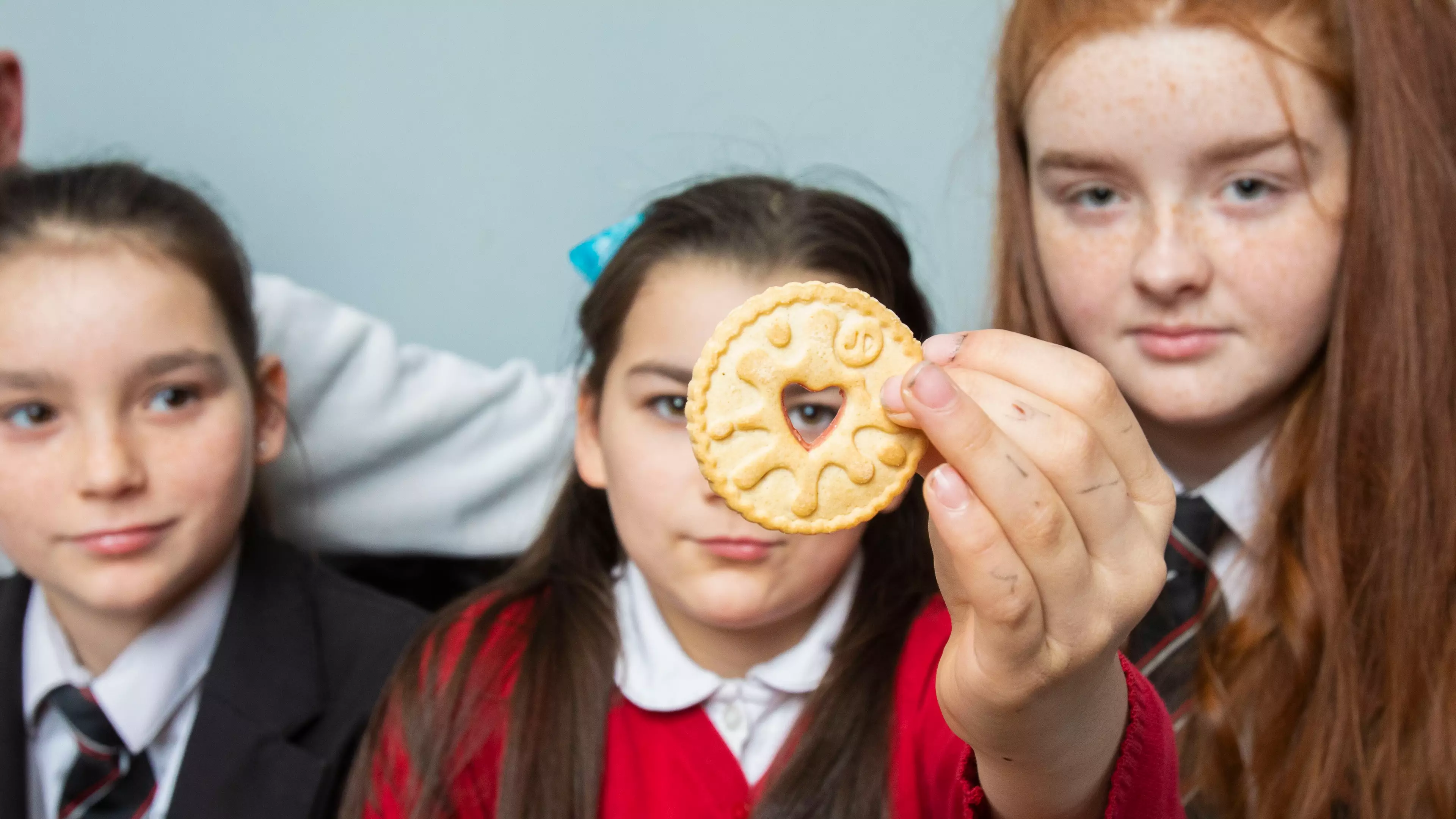 Family Open Packet Of Jammie Dodgers To Find Completely Jam-Less Biscuits
