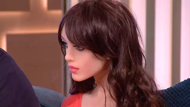 Sex Robot With Artificial Intelligence Now Available For £3,500 In the UK 