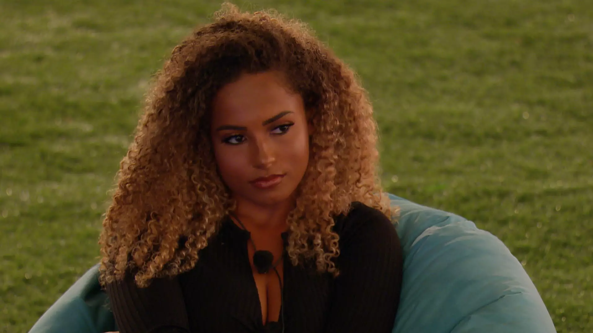 'Love Island' Fans Catch Michael Griffiths Checking Out Amber Gill