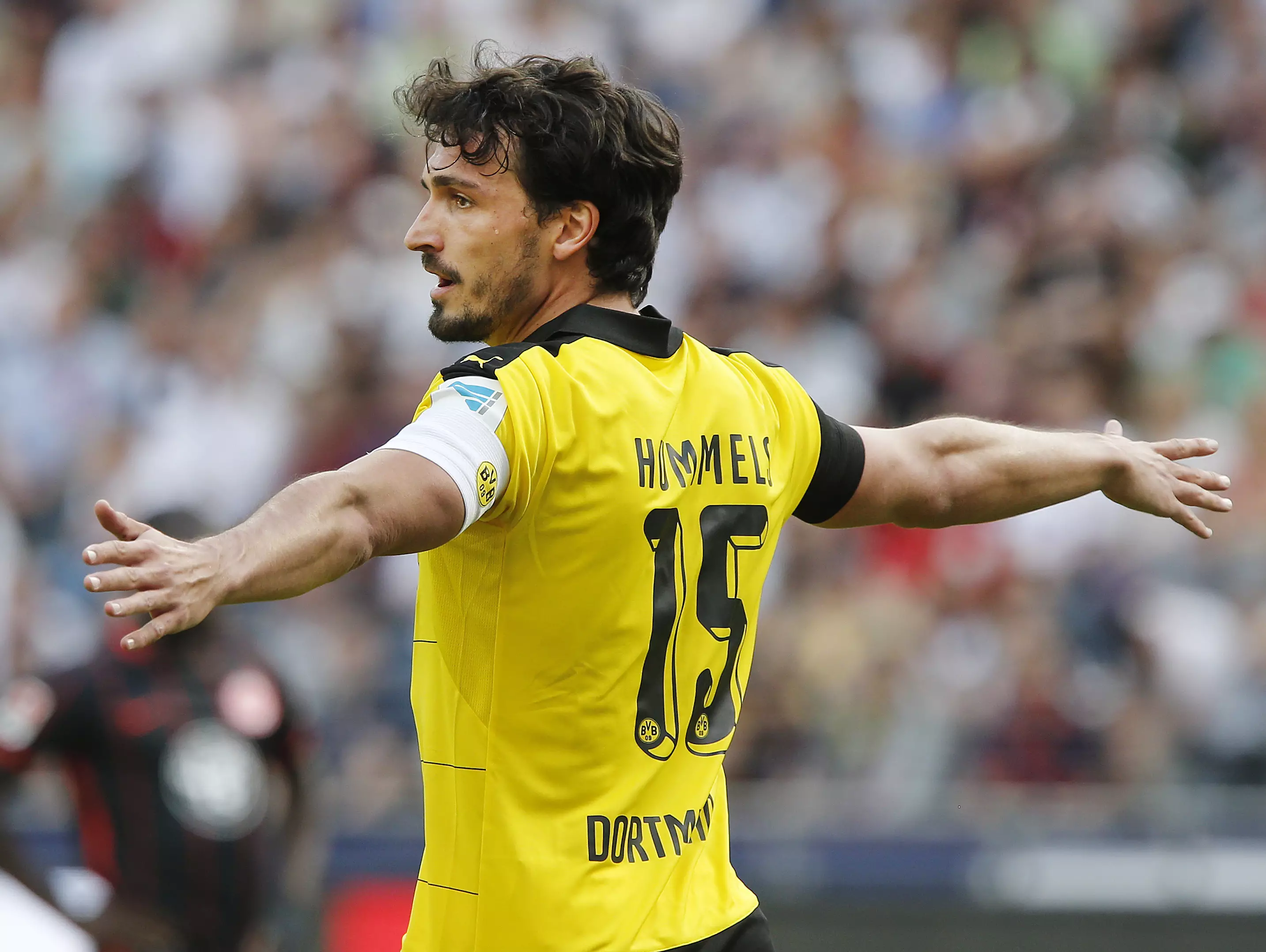 Hummels Reveals He Almost Joined Premier League Club In 2014