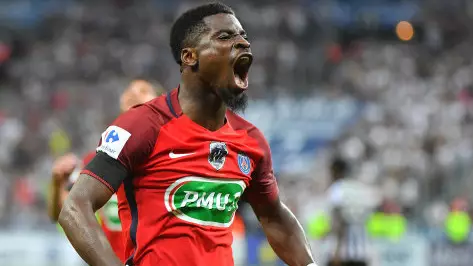 Serge Aurier Drops A Huge Hint On Which Club He Wants To Join