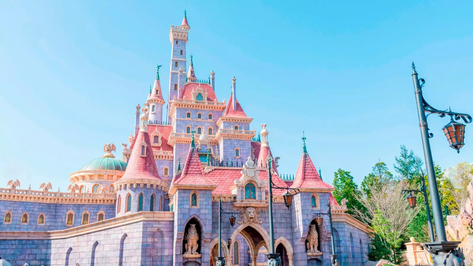 Disneyland Tokyo’s Beauty And The Beast Is Now Open