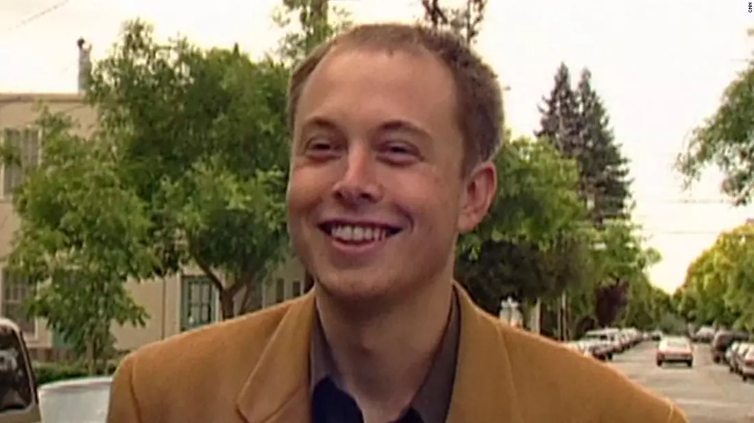 People Think Elon Musk Looks Older In 1999 Interview Than He Does Now