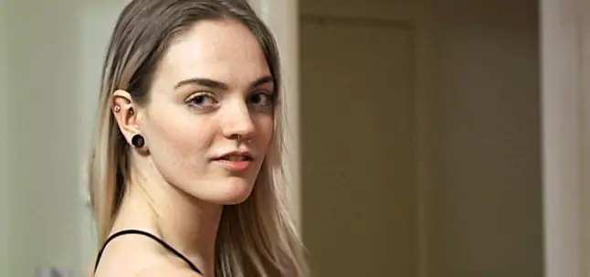 UK Porn Star Explains Why She Choose Making Adult Films Over Graduate Schemes