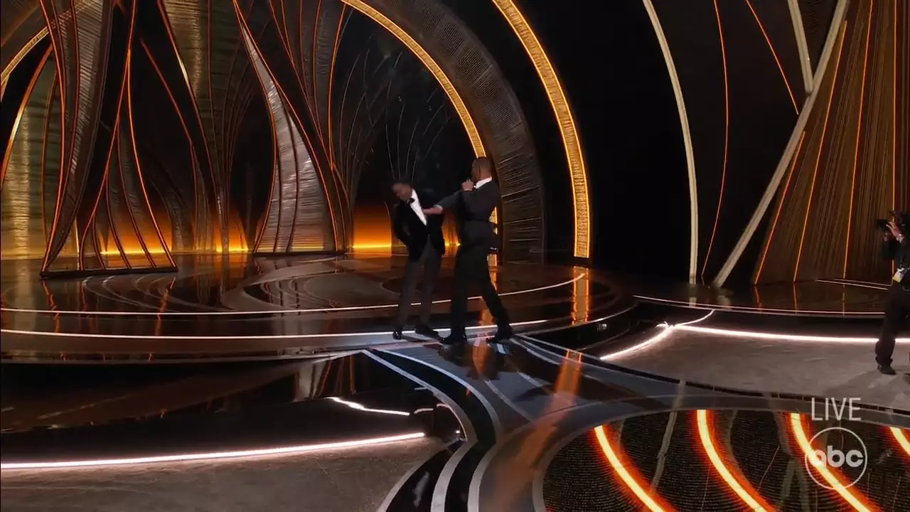 Will hit Chris during last night's Oscars.