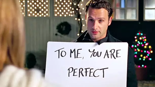 People Are Only Just Realising Rick From The Walking Dead Is The Sign Guy In Love Actually