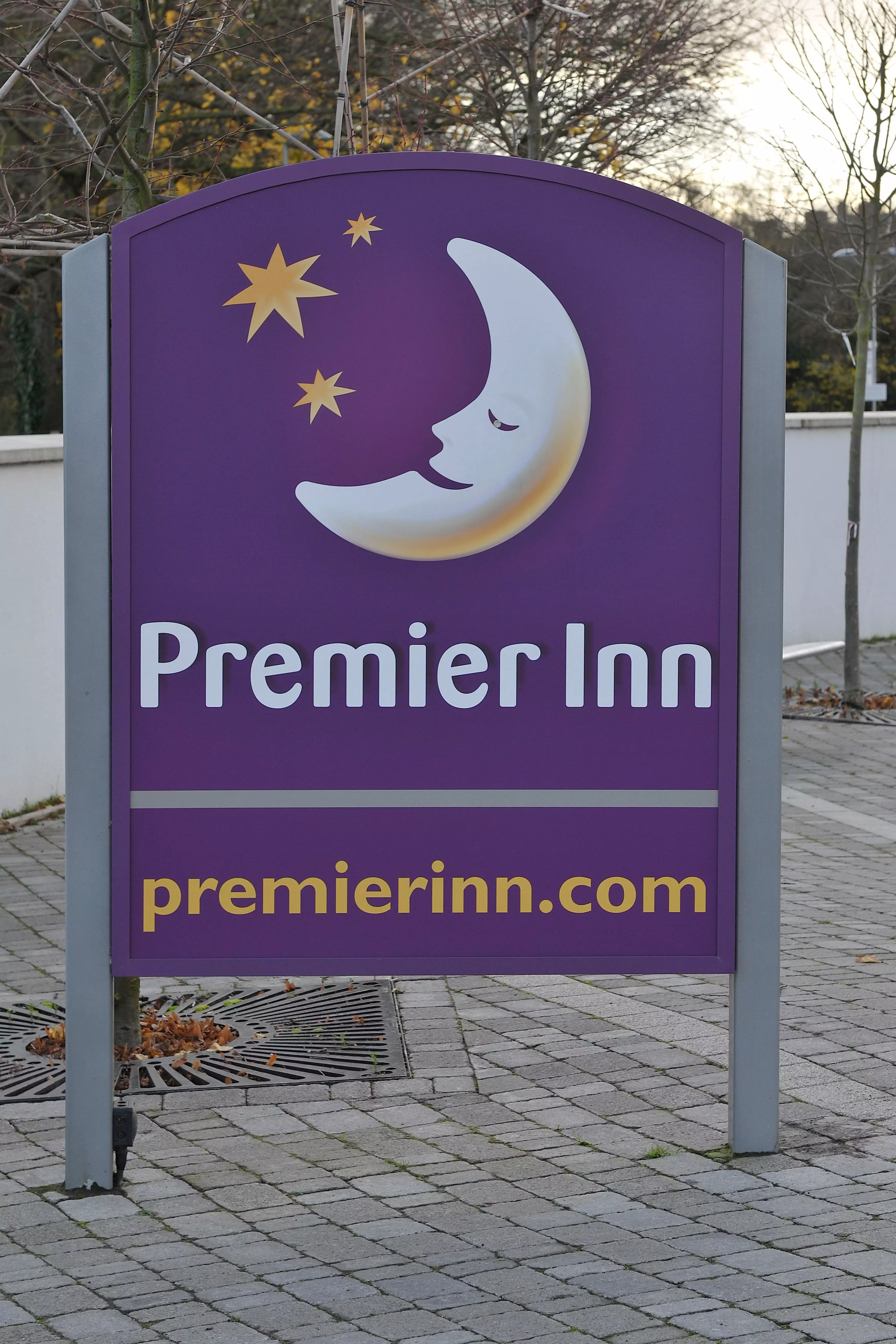 This is the offending Premier Inn sign.