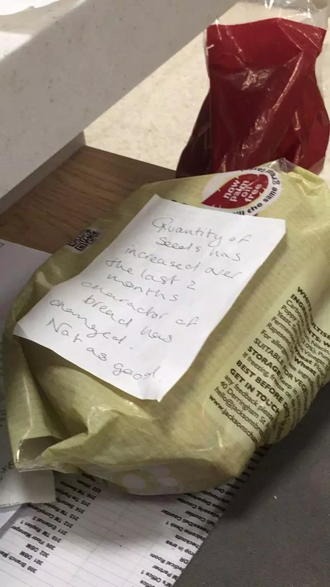 The note attached to the bread.