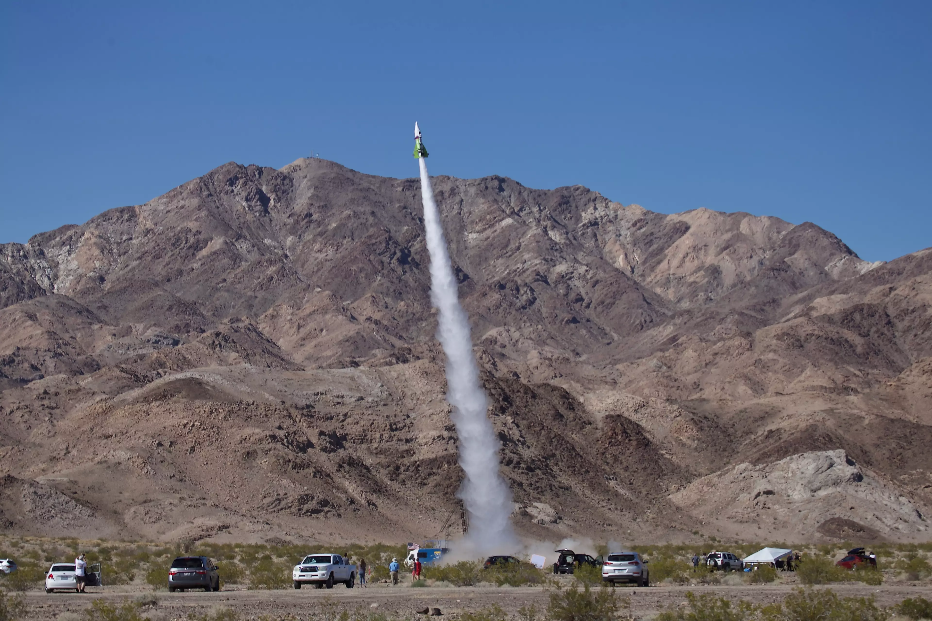 Flat Earther Finally Manages To Blast Off In Homemade Rocket Ship