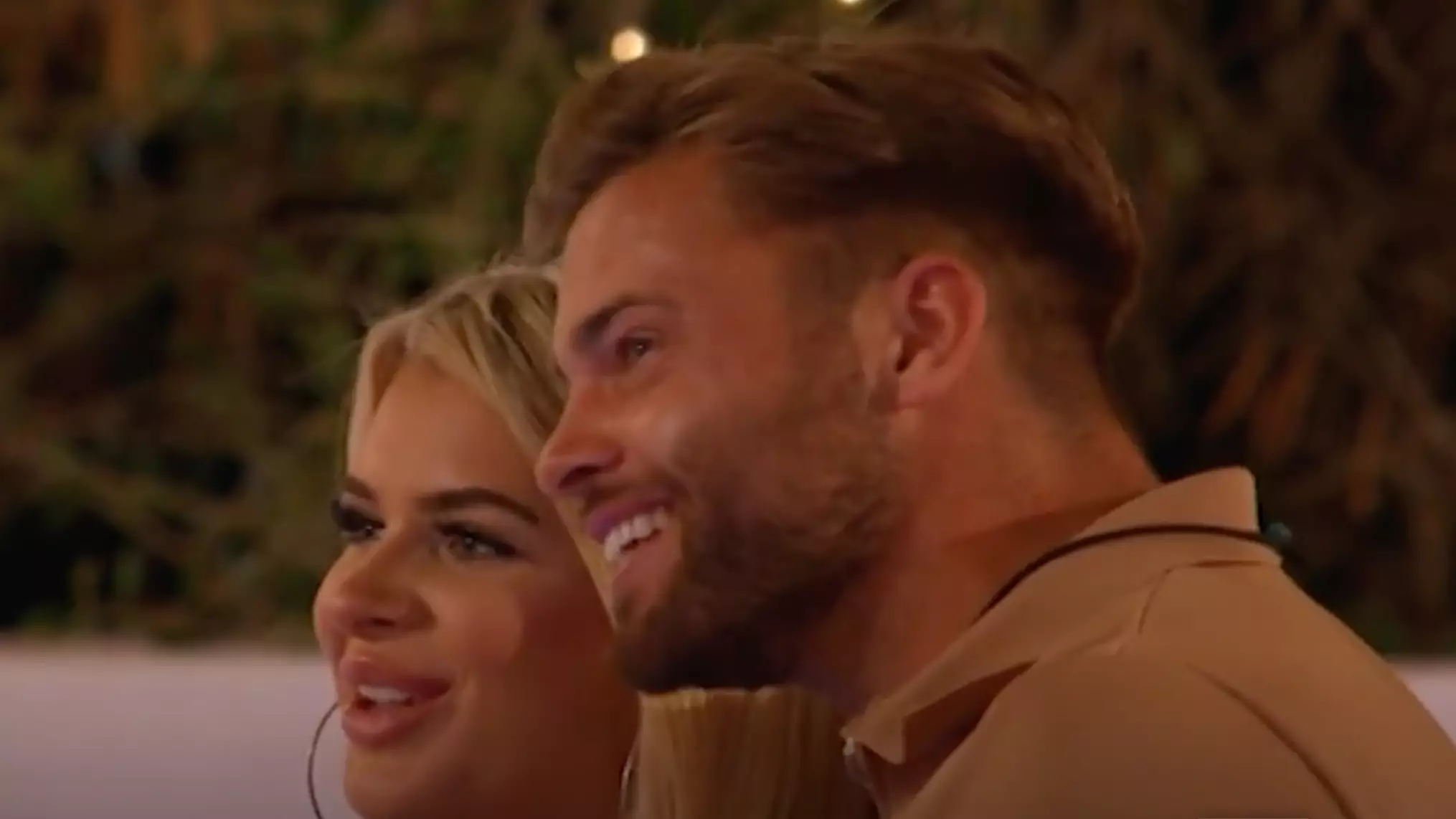 Love Island: People Are Doubting Jake Cornish's Intentions After Bizarre Comment To Liberty Poole