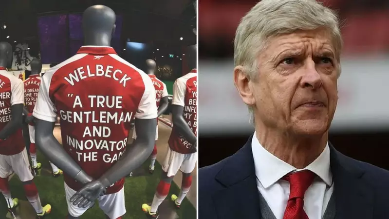 Arsenal Players Leave Their Own Heartfelt Tributes To Arsene Wenger In Club Shop