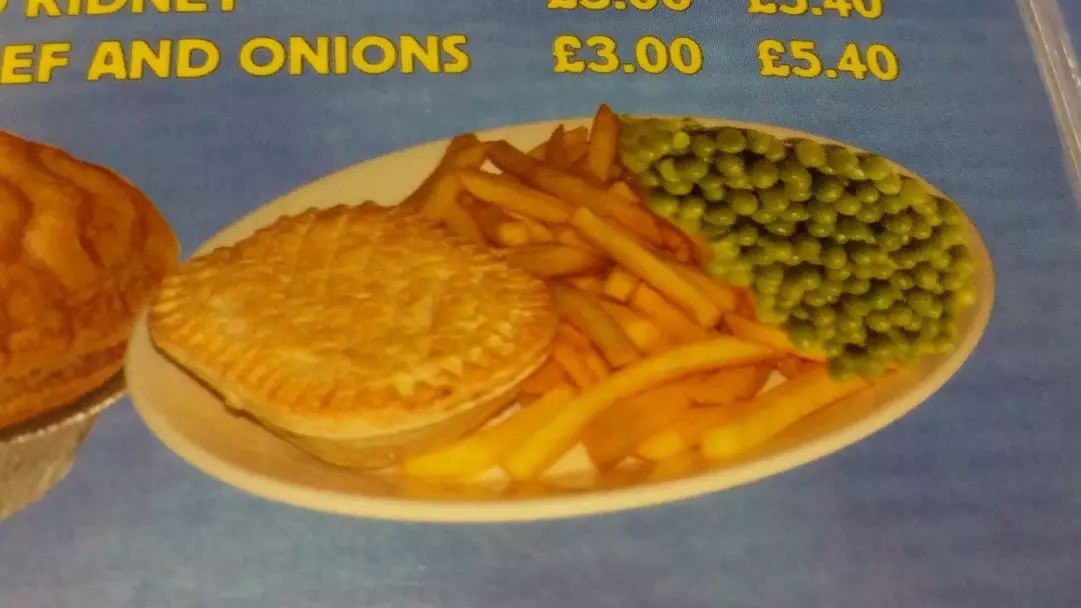 This Photo Of Upside Down Peas Is Messing With People's Heads 