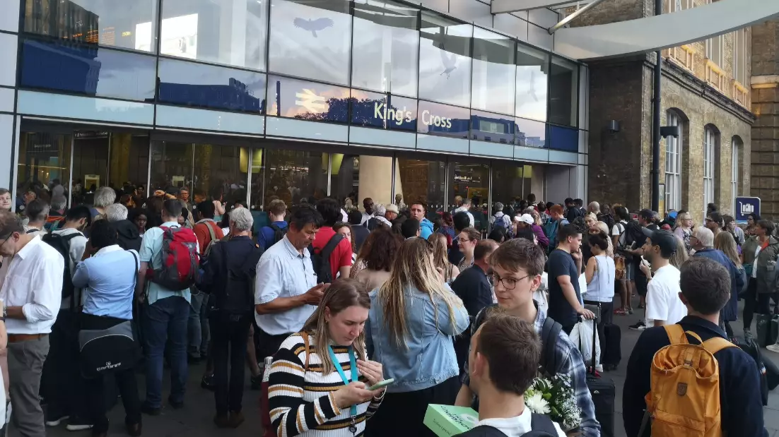 Major Power Failure Affecting Trains And Airports In Large Areas Of UK