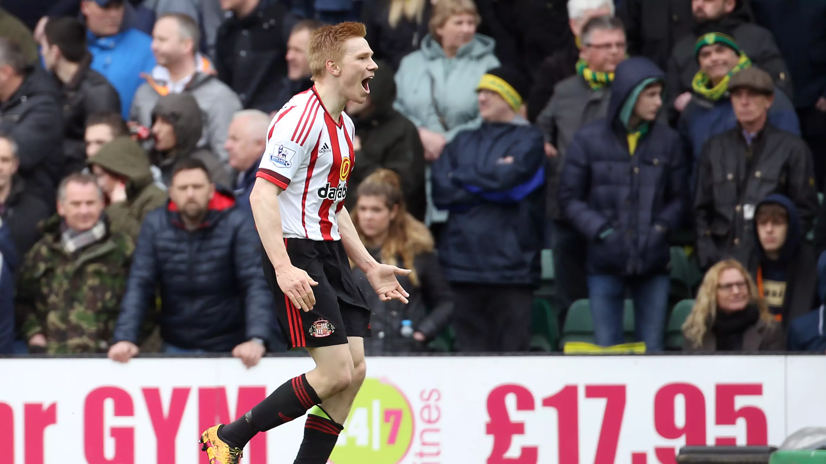 Duncan Watmore Helped Save Three People In Boat Crash On Holiday In Barbados