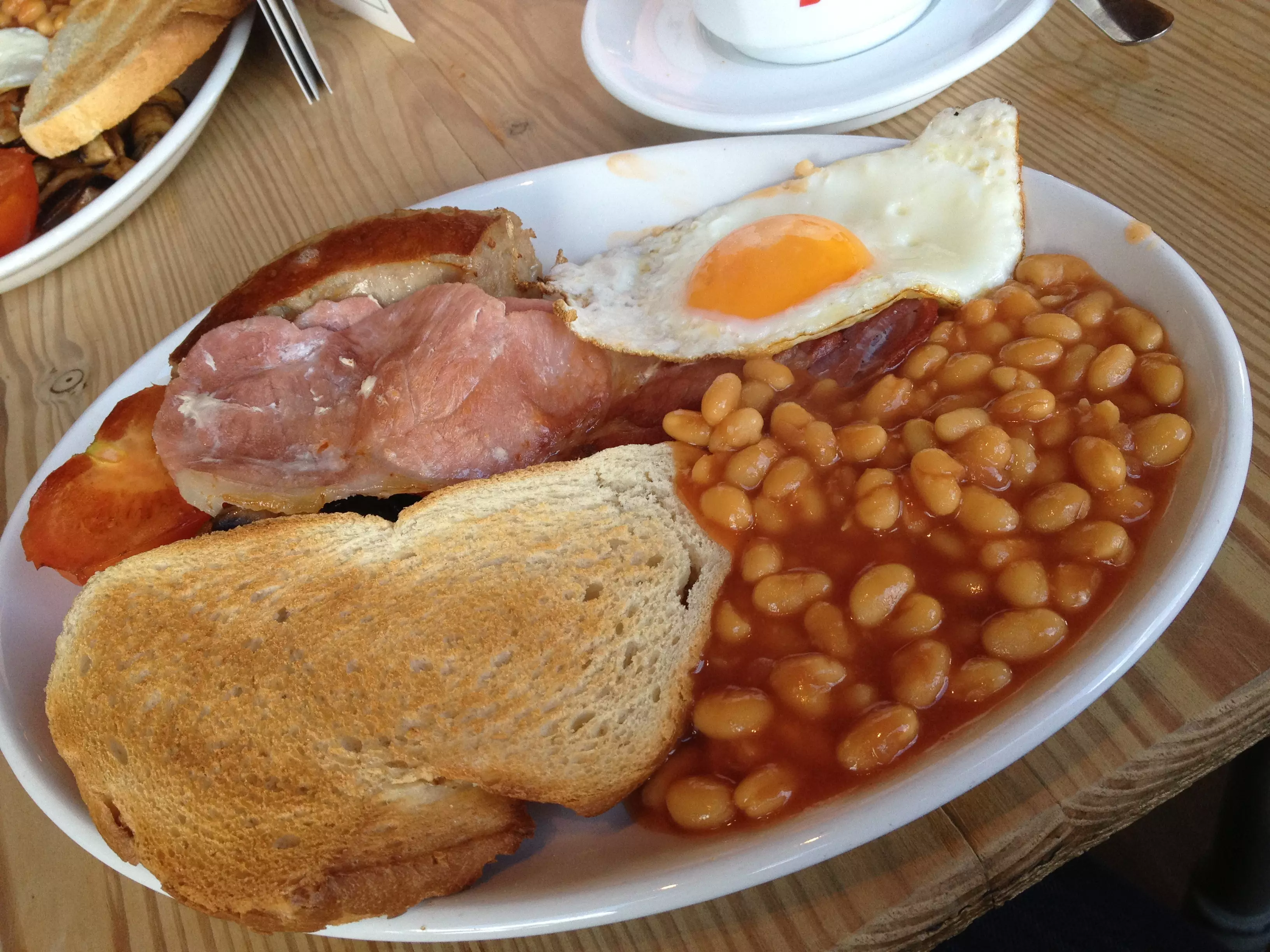 The six-piece brekkie will set you back £1.75.