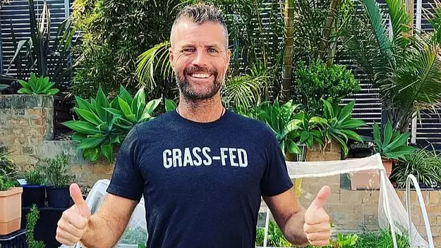 Celebrity Chef Pete Evans Defends 'Ridiculous' Breakfast He Served His Daughters