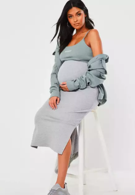 This grey midi skirt is a spring essential (