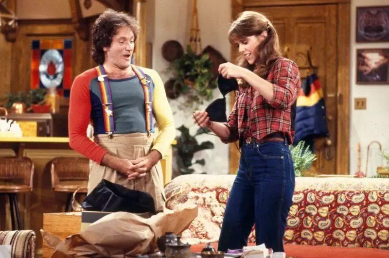 Williams and Dawber in Mork & Mindy.
