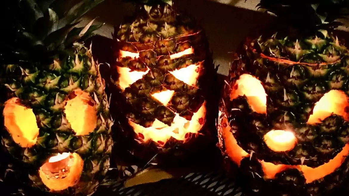 Some People Are Replacing Pumpkins With Pineapples This Halloween