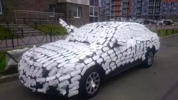 Man Forced To Respray Car After Sanitary Pad Prank Goes Wrong