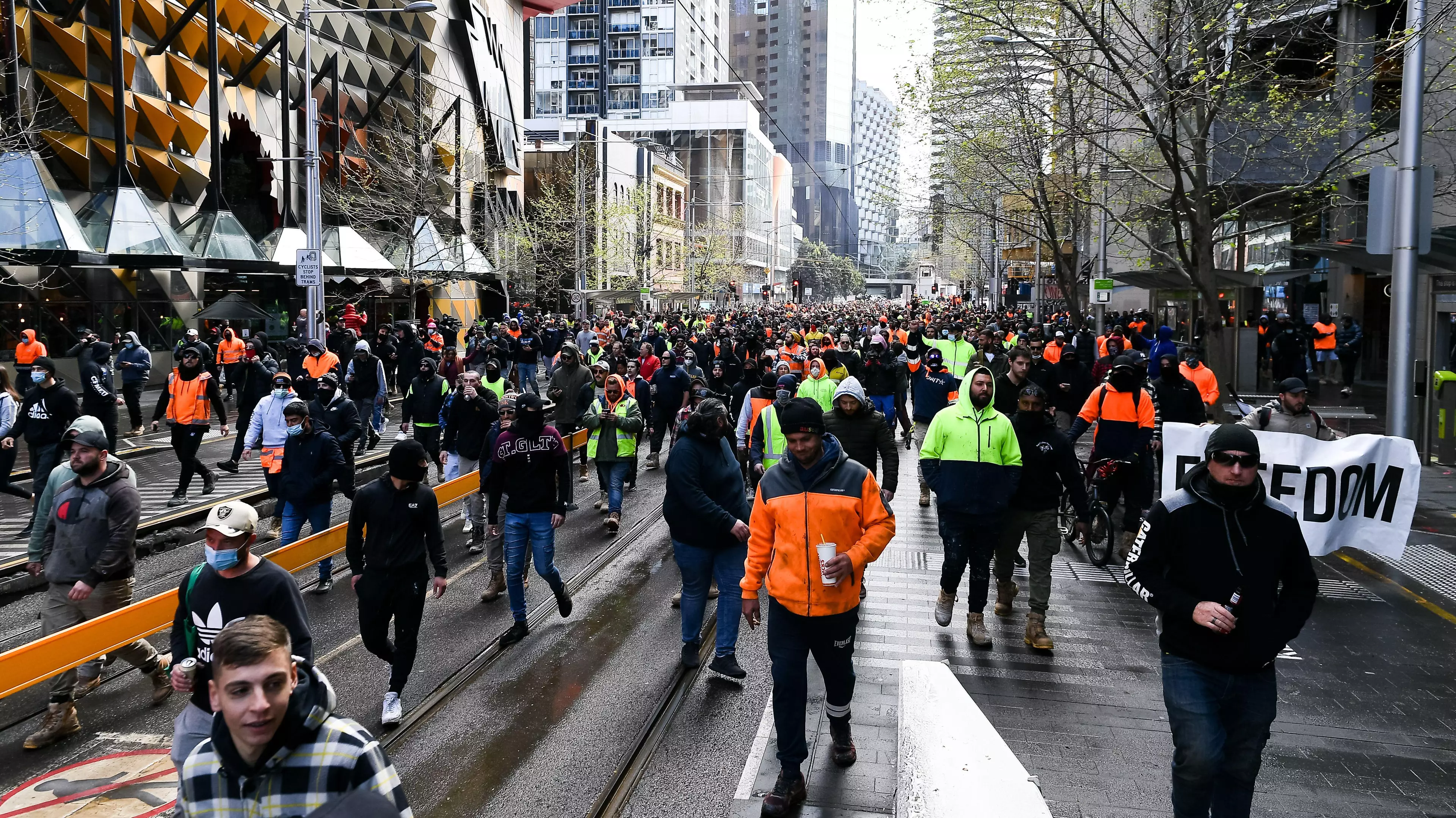 Experts Say The Far-Right And Anti-Vaxxers Are Infiltrating The Melbourne Tradie Protests