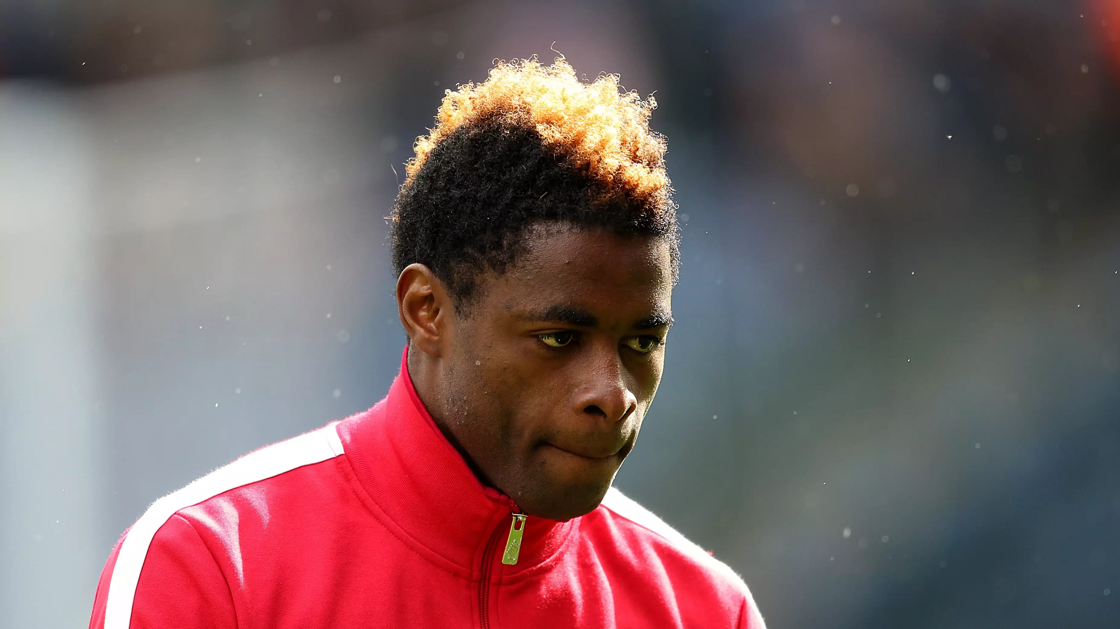 Alex Song's Time As A Free Agent Set To Come To An End