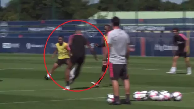 Kylian Mbappe Ruins His Own Teammate With Outrageous Piece Of Skill 