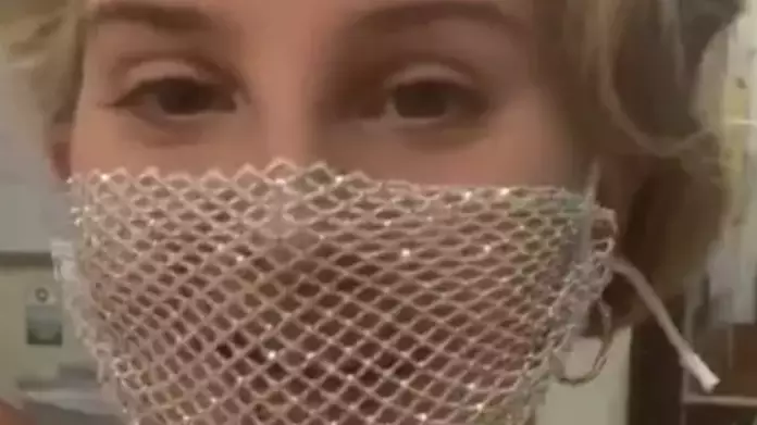 Lana Del Rey Says Her Mesh Face Mask Had 'Plastic On The Inside'