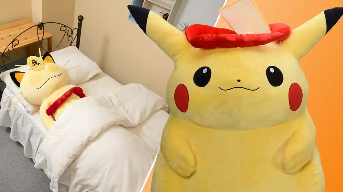 ​New Pikachu And Meowth Plushes Are Chonky, And We Need Them Immediately