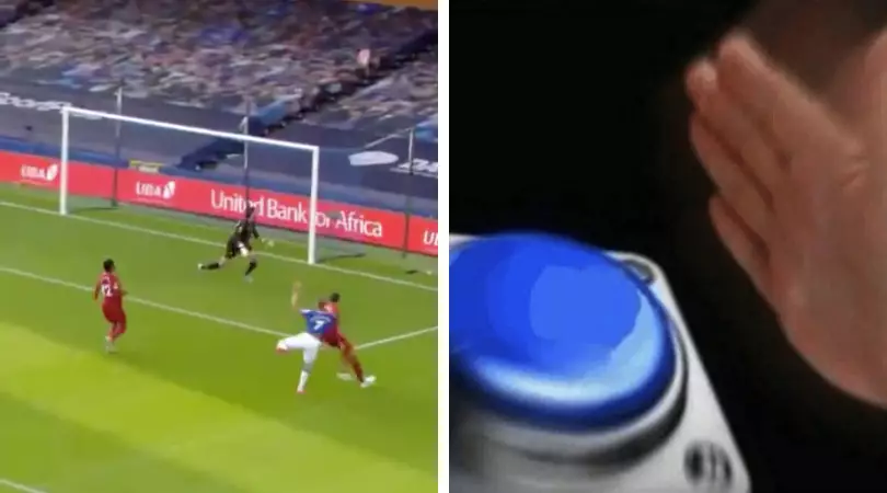 Richarlison's Shot For Everton Vs Liverpool Hit Row Z - The Artificial Crowd Noise Went Wild