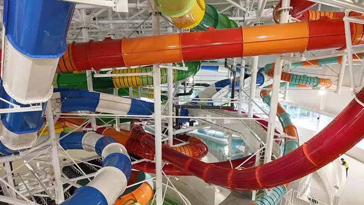 Huge New Waterpark With Biggest Wave Pool In UK Opening