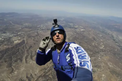 This Lad Just Jumped Out Of A Plane From 25,000ft Without A Parachute And Survived