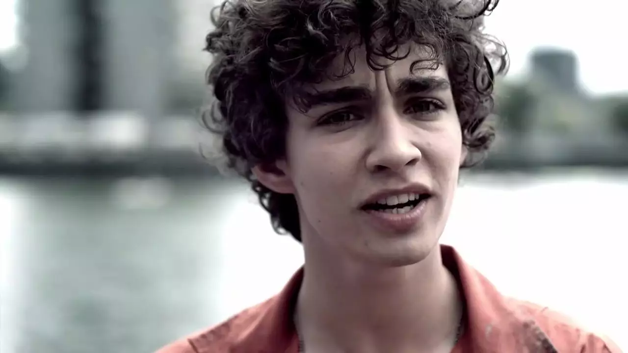 Robert Sheehan starred in the first two seasons as Nathan (
