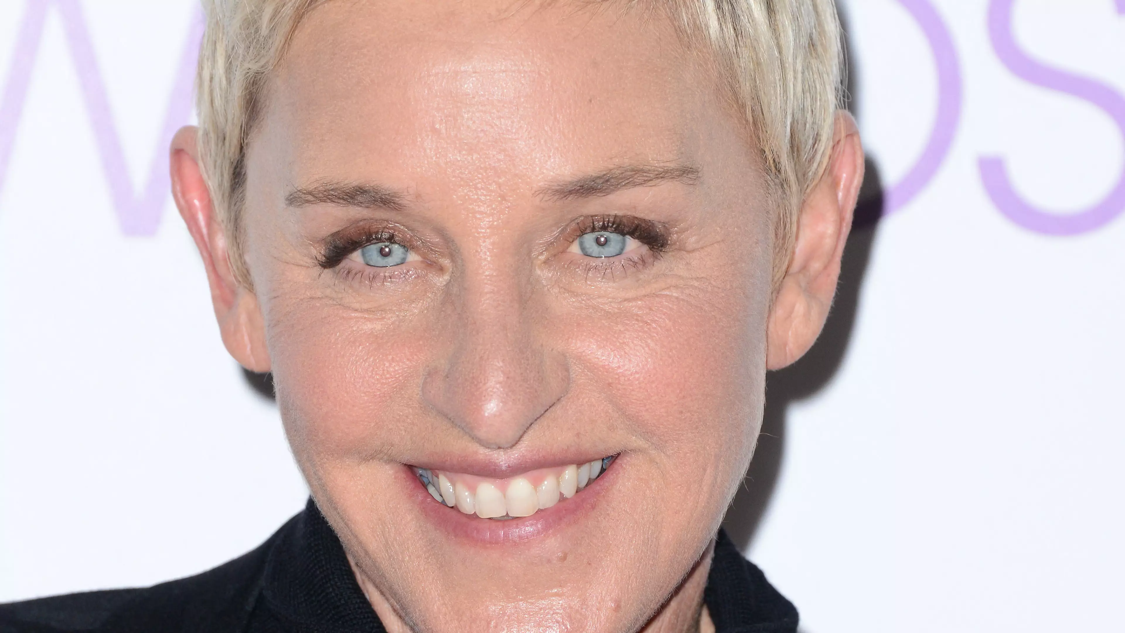 Ellen DeGeneres Will End Her Talk Show In 2022