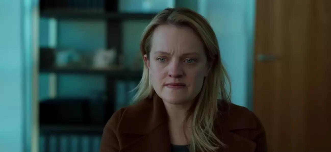 Cecilia Kass, played by Elizabeth Moss, is tormented by her ex lover. (