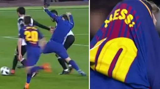 Francis Coquelin Invented A New Method To Stop Lionel Messi 