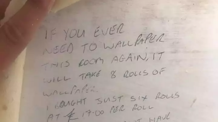 Couple Decorating Find Hilarious Note With Advice From The Previous Owner