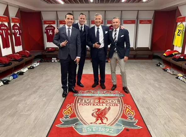 Gary Neville Hilariously Trolls Former Liverpool Players In The Reds' Dressing Room