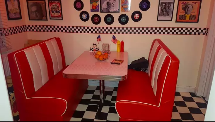 The diner looks good straight out of a movie (