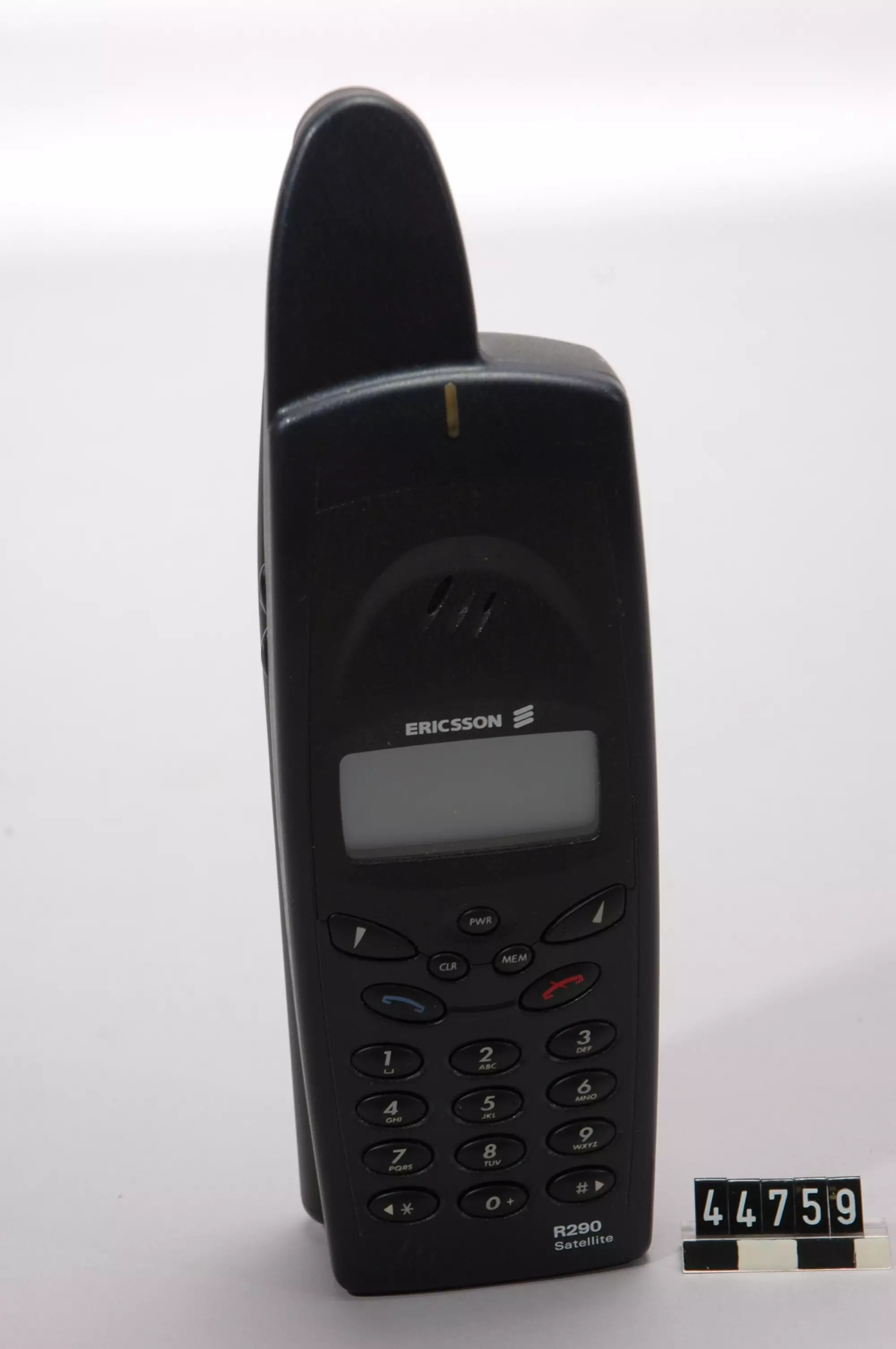 The Ericsson R290 Satellite Phone, released in 1999, could sell for up to £1,000.