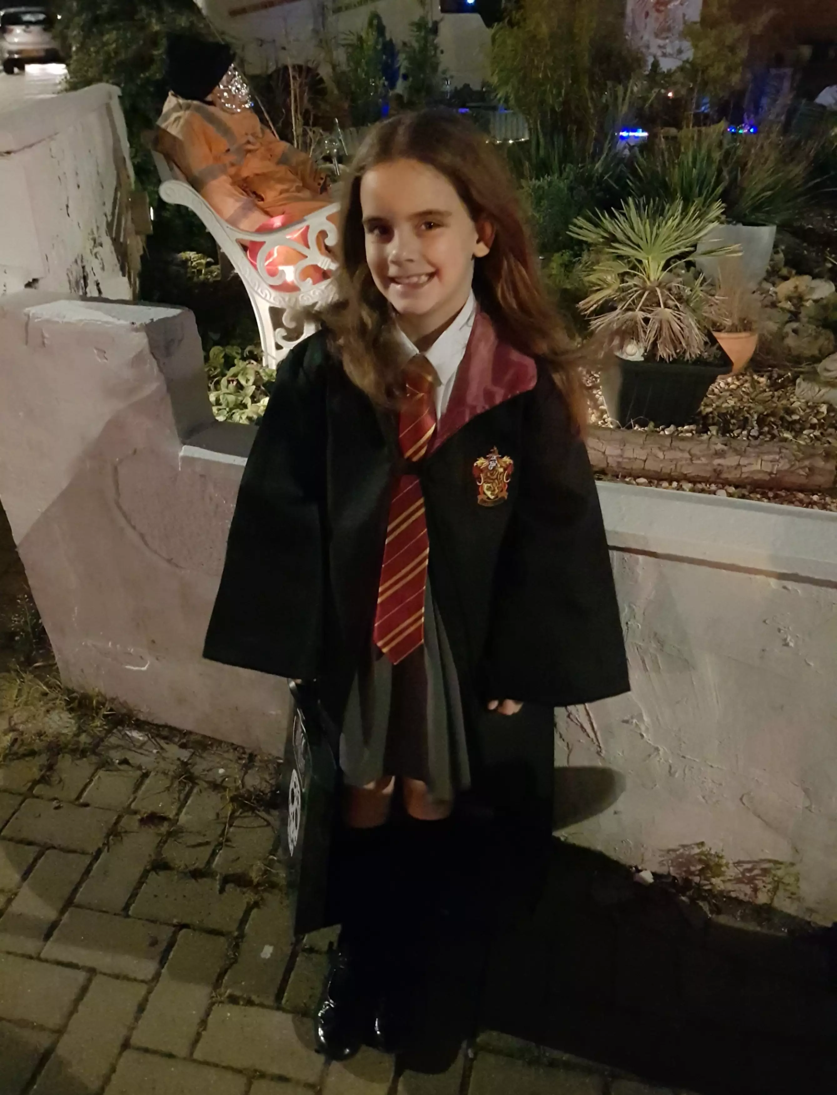 Emmie Allan, nine, looks so much like Harry Potter star Emma Watson strangers stop her on the street.