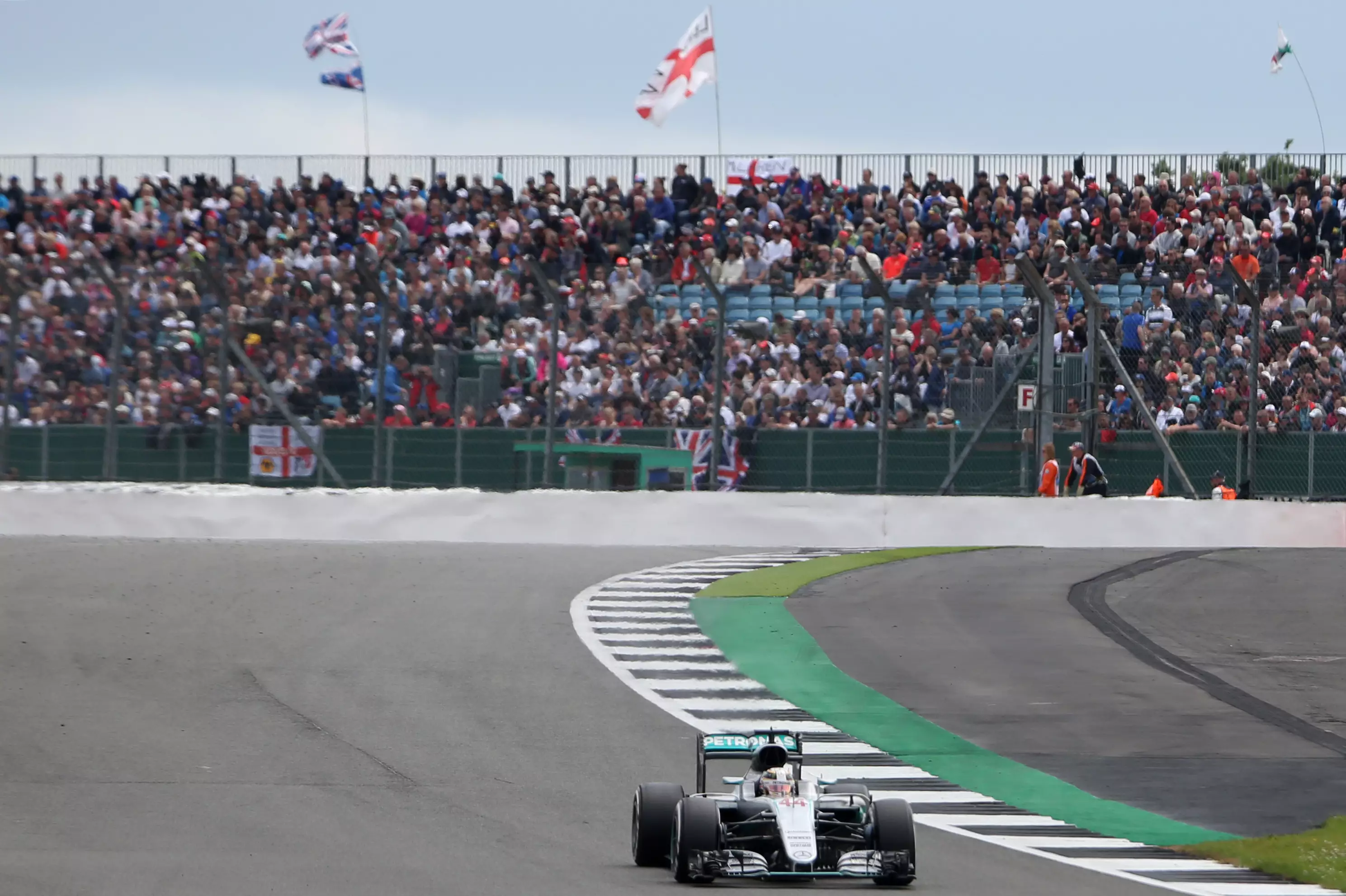 BREAKING: Lewis Hamilton Wins The British Grand Prix