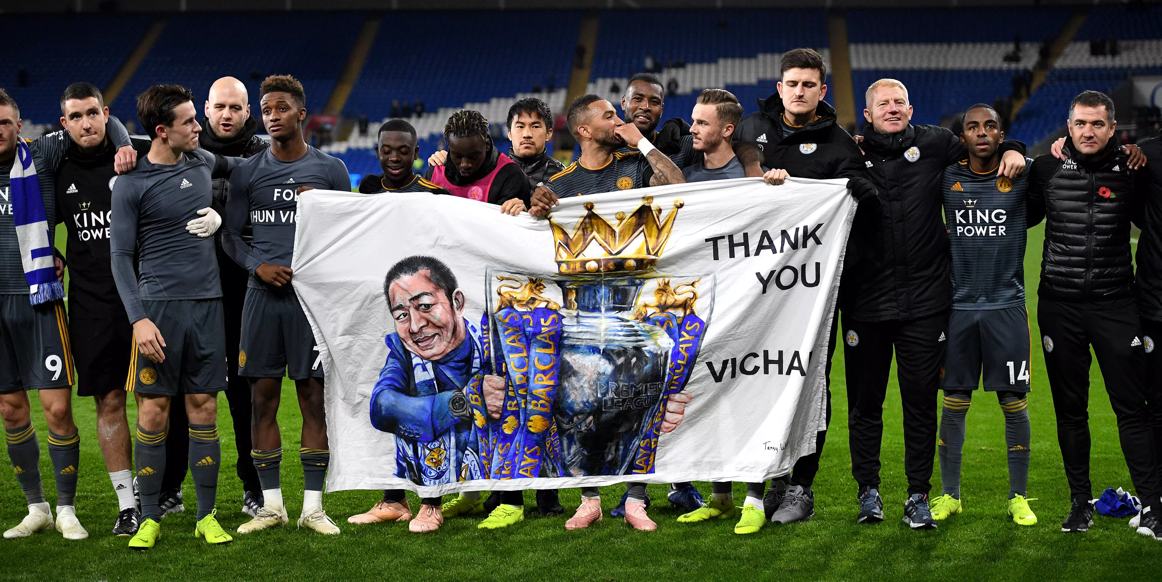 Leicester players and staff pay tribute to Vichai Srivaddhanaprabha. Image: PA Images