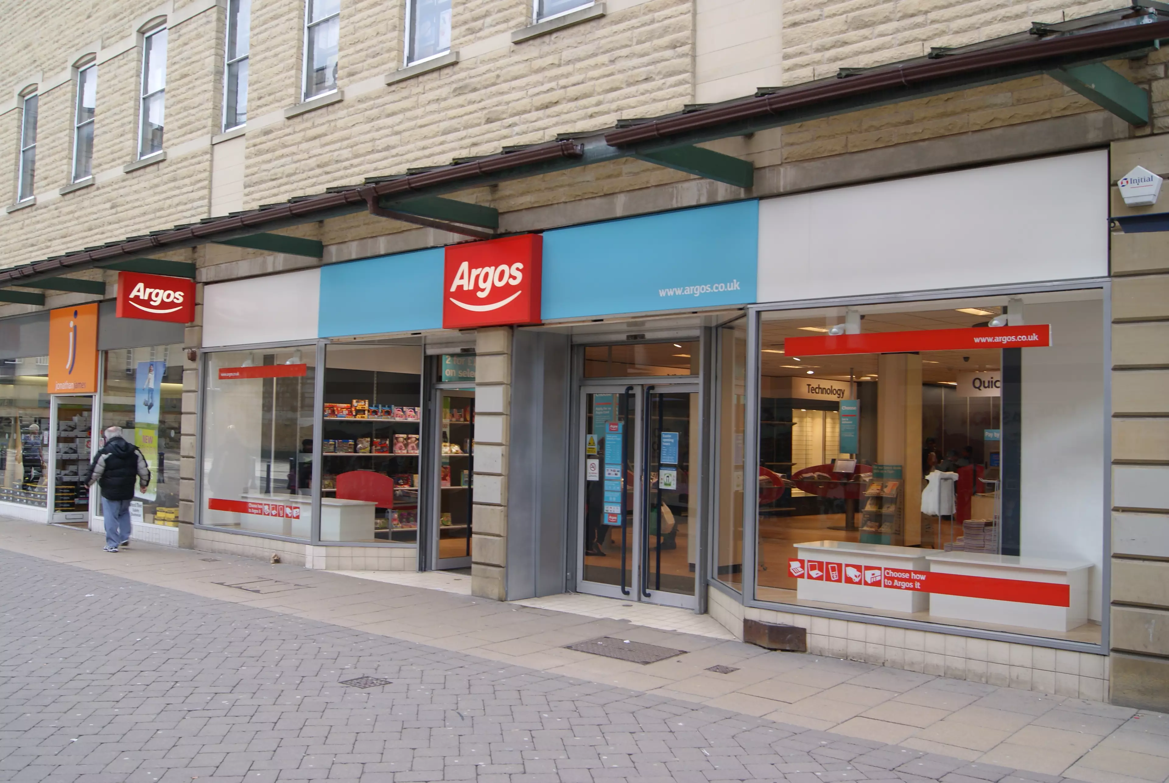 With many customers turning to online shopping, Argos is scrapping its print catalogue (