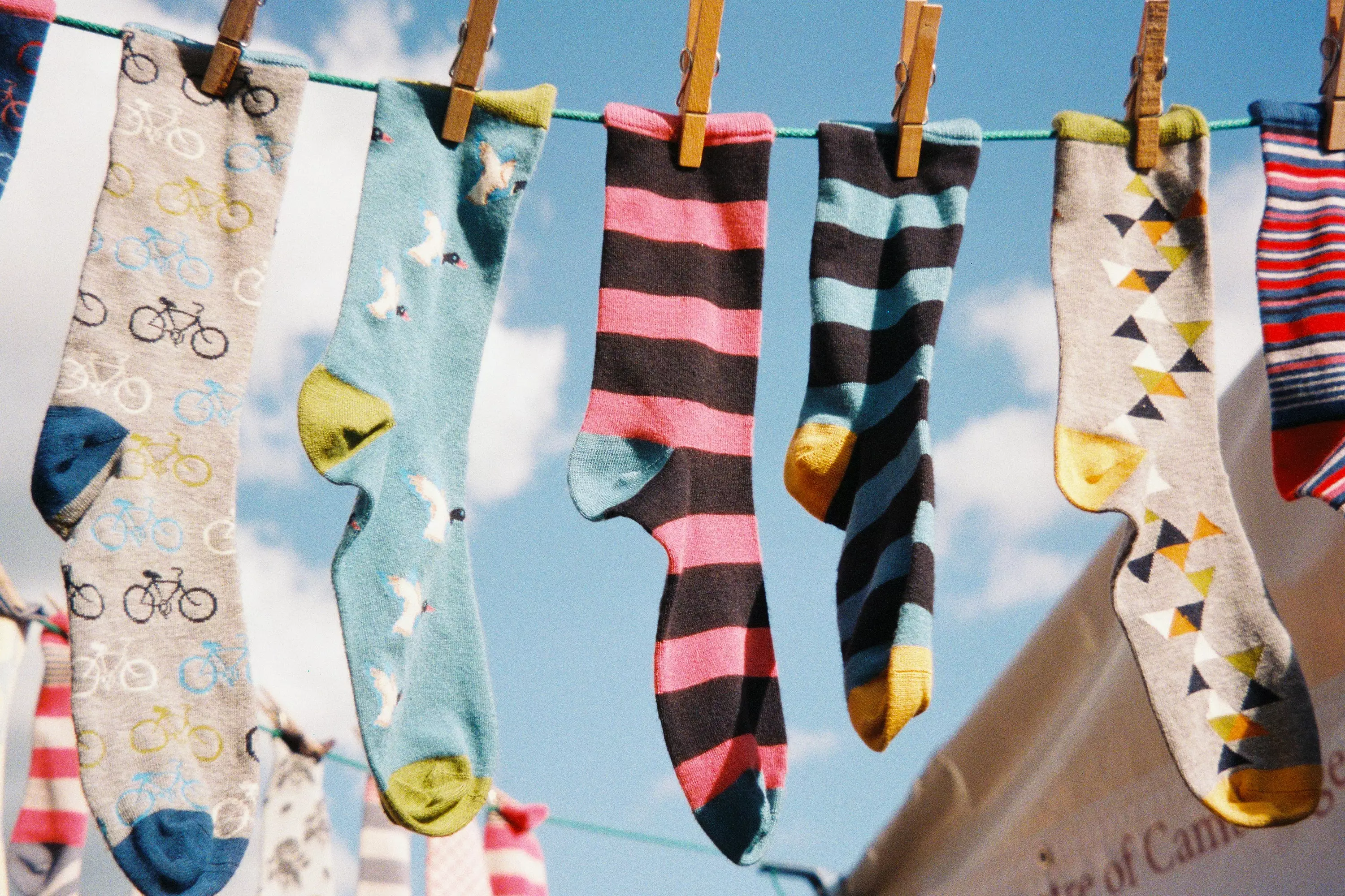 Hay fever sufferers shoudl avoid hanging their laundry outside to dry (
