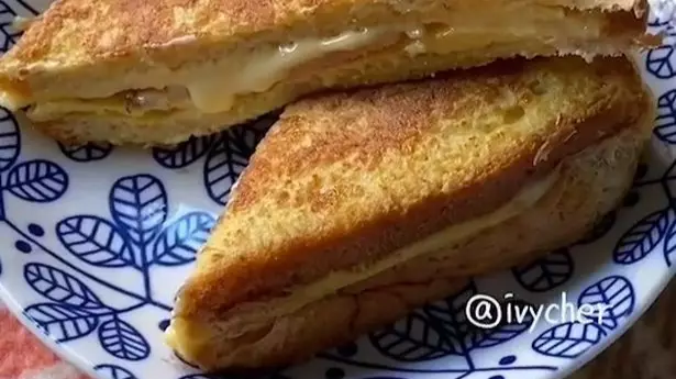 Woman's Shares Her Incredible Breakfast Sandwich Method On TikTok